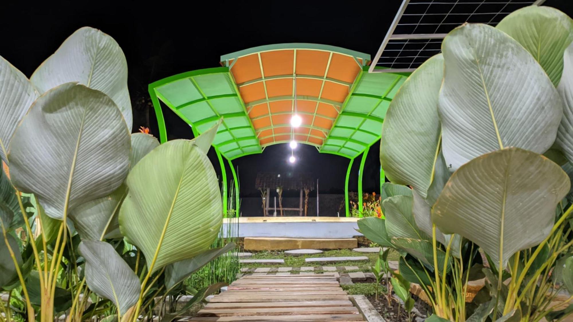 Wooden Kemiren Homestay Banyuwangi Banyuwangi  Eksteriør billede