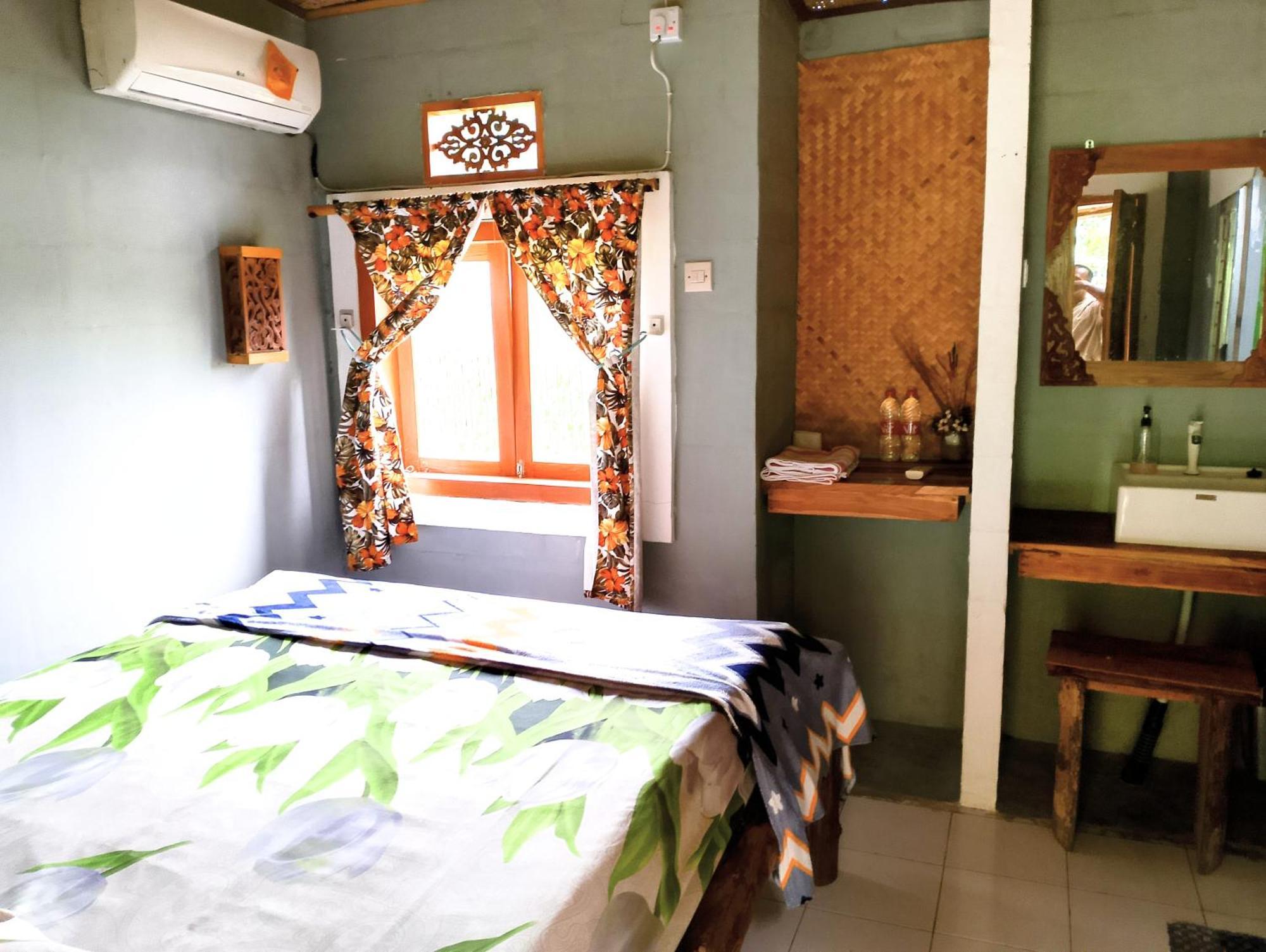 Wooden Kemiren Homestay Banyuwangi Banyuwangi  Eksteriør billede